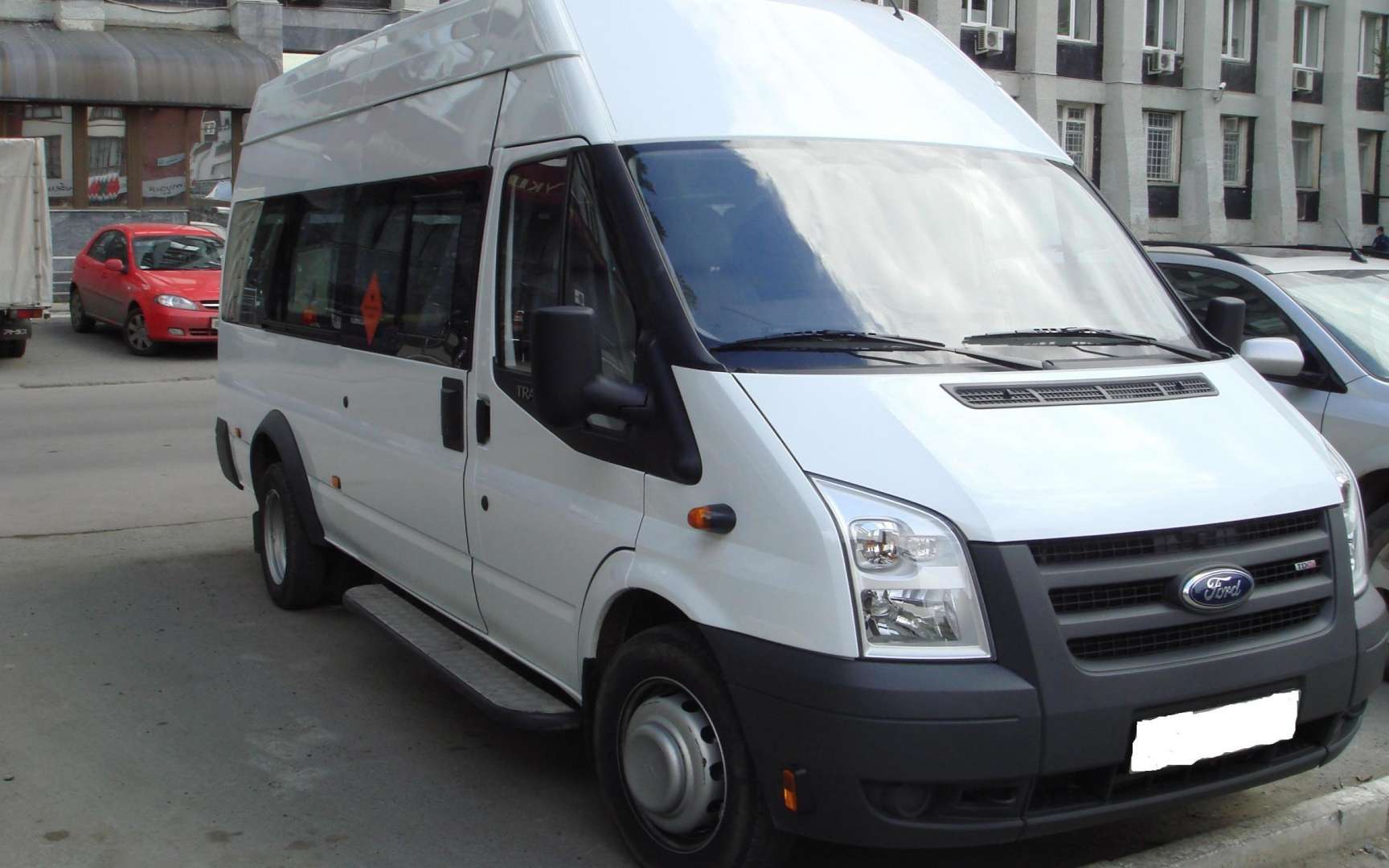 Форд пассажирский 18 мест. Ford Transit пассажирский 2010. Форд Транзит 18 мест. Ford Transit белый пассажирский. Форд Транзит 310м.